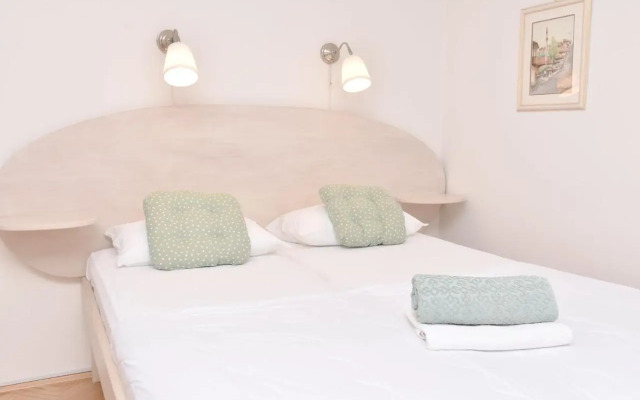 Charming Studio in City Center-Excellent Location
