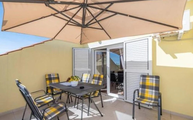 Apartment Luna Near the Beach