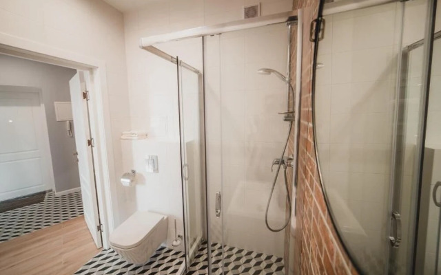 Kostjukowski Apartments на Мудрого 12В