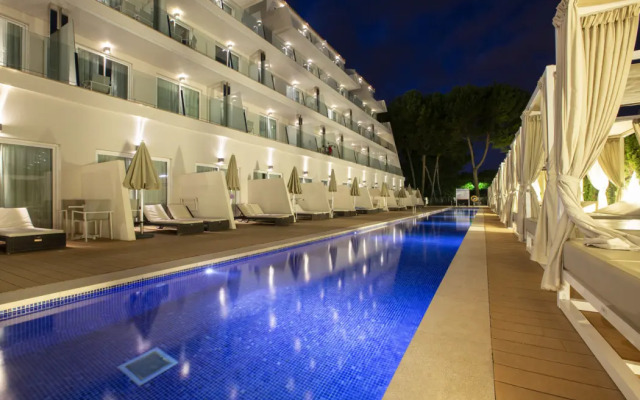 Mar Hotels Playa de Muro Suites