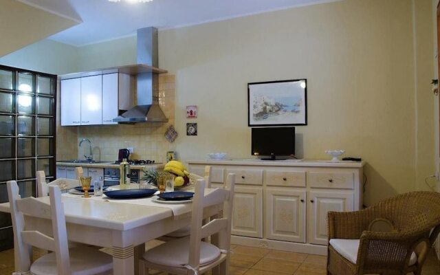 Strelitzia Holiday House