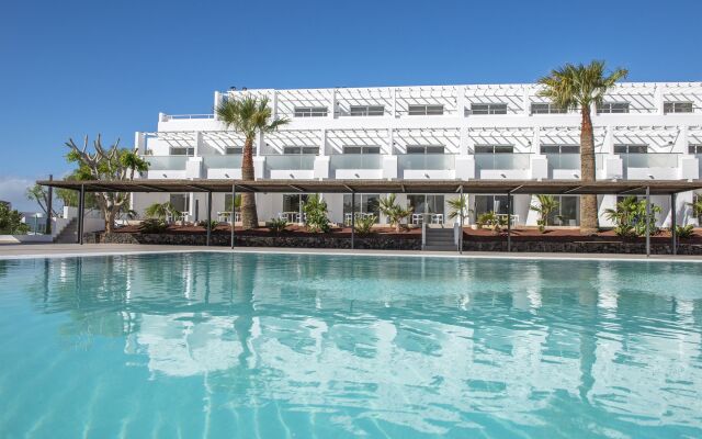 Aequora Lanzarote Suites