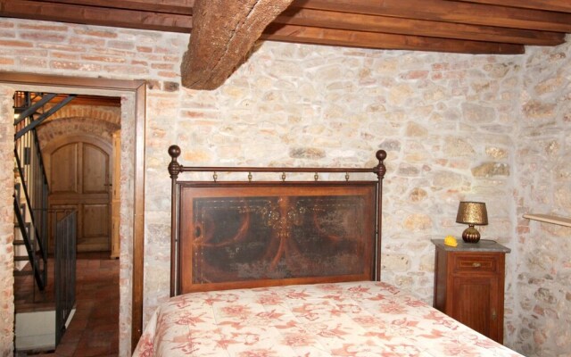 Apartment With 2 Bedrooms in Montepescali, With Wonderful City View -