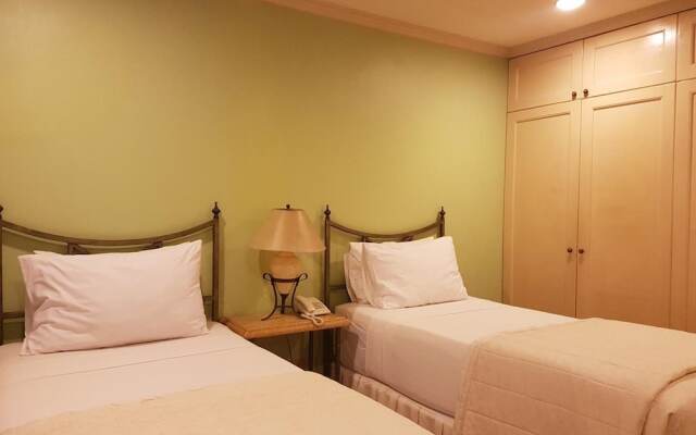 Sophia Suites Residence Hotel
