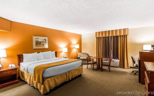Comfort Inn & Suites