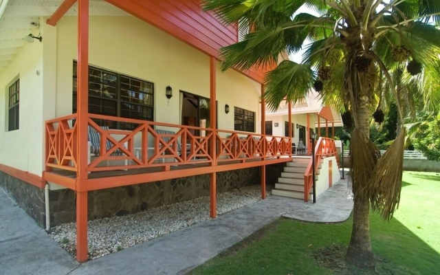 Kingsville Apartments