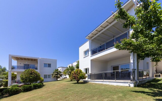 Captivating House With Shared Pool in Bodrum