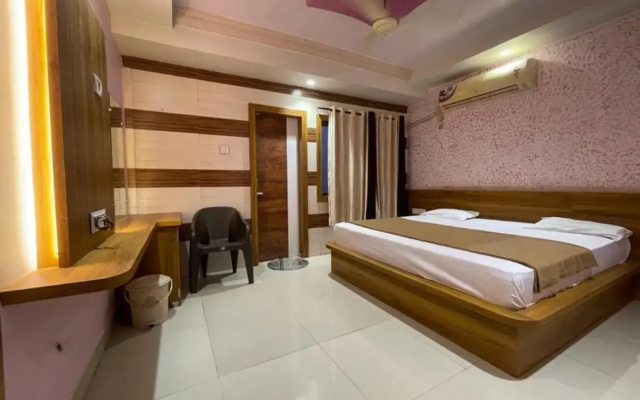 Hotel Sukhnath