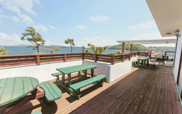 Daebudo (Seonjaedo) Ocean Ville Pension
