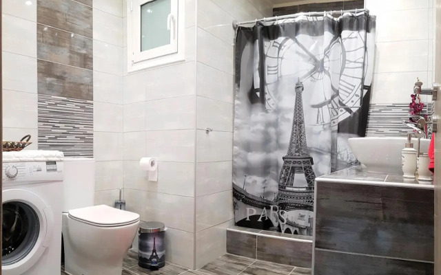 Betty's Central Suite