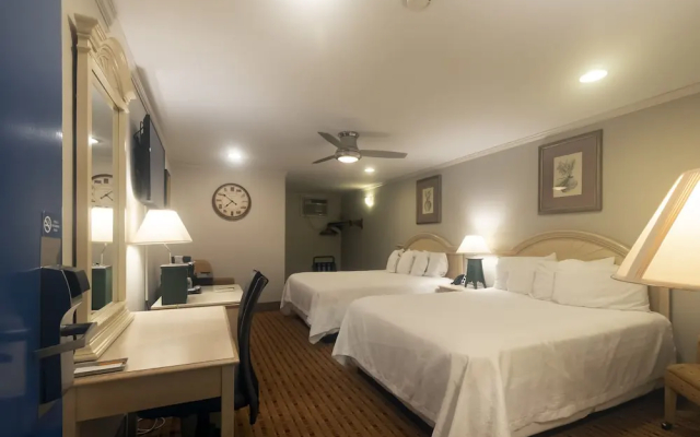 Atrium Inn