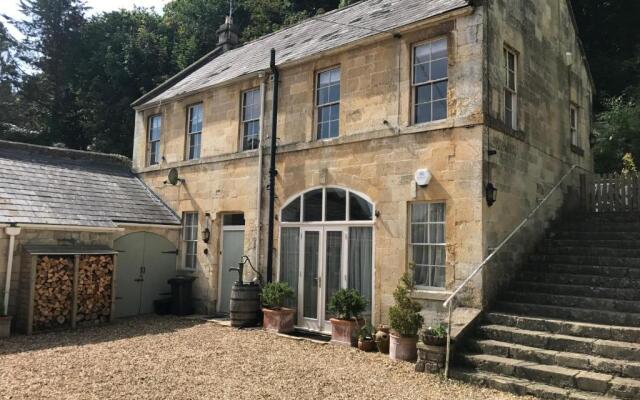 Berkeley Coach House, near Bath