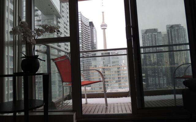 Iceboat Terrace Luxury Condos