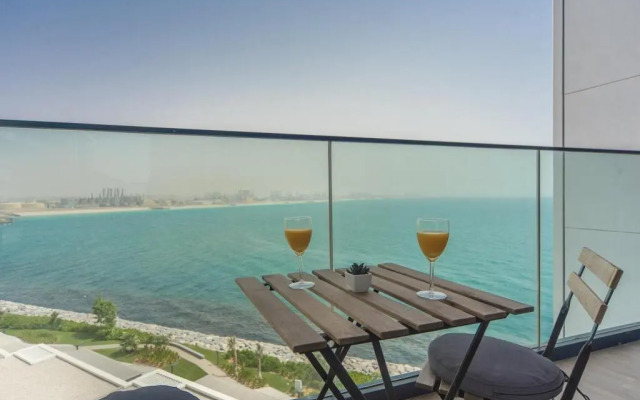 Stunning apartment in Bluewaters Island