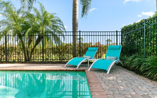 Rvh_374r Golden 6 Bedroom Home