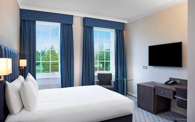 Avisford Park Hotel