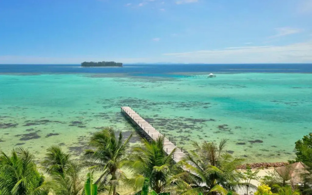 Royal Ocean View Beach Resort