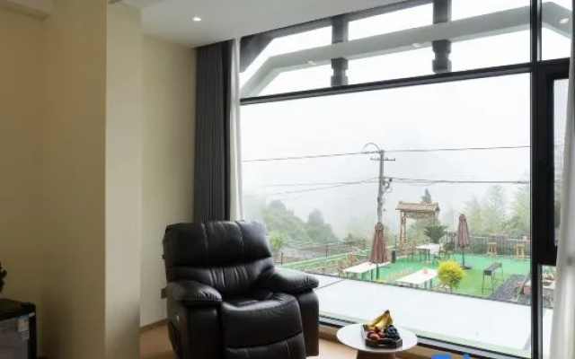 Yunci Zhuyuan SUNRISE·MOUNTAIN Sunrise Mountain Cloud Sea Scenic Homestay (Jiangnan Tianchi) – Balcony – Huzhou