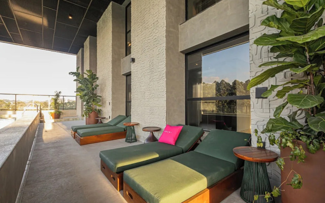 Sky Design Alphaville Housi by Anora