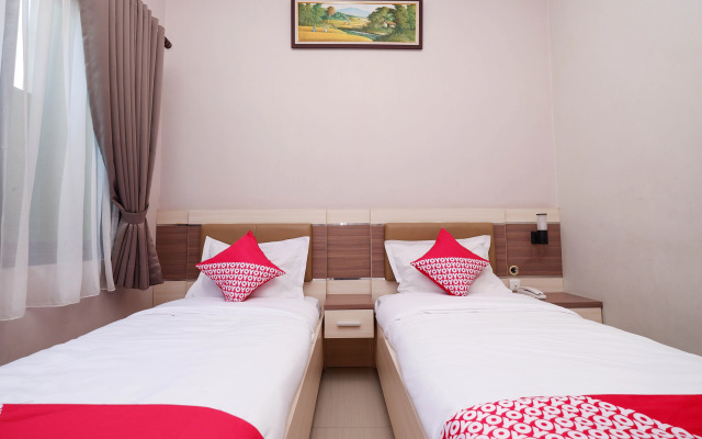 OYO 1532 Mawar Indah Hotel