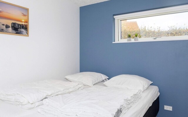 12 Person Holiday Home in Vinderup