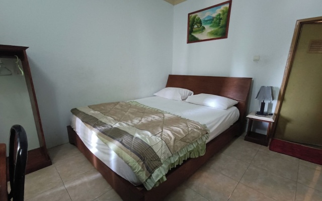 Hotel O Cprc Inn Serpong – Guest Rooms – Legok