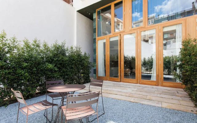 Aspasios City Oasis Apartments