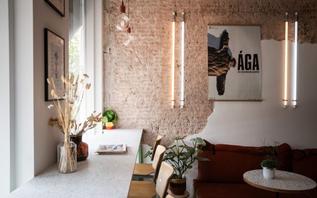 Will & Tate City Stay