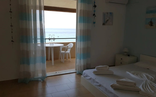 Menigos AA2 n o62 SeaView 2Bedroom
