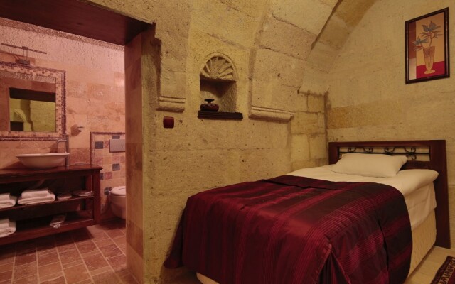 Adora Cave Suites