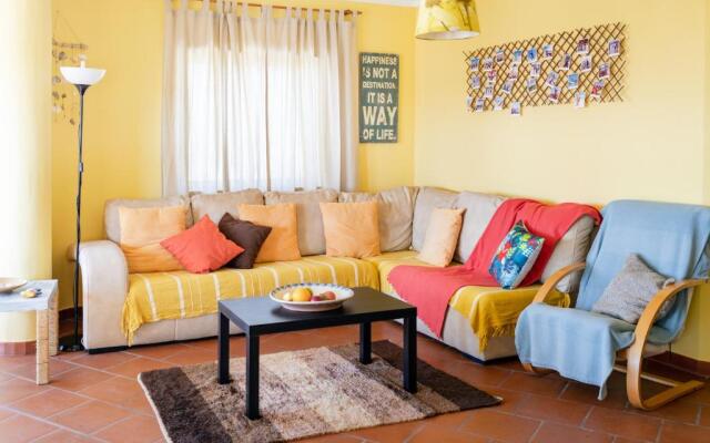 Peniche Beach House - Hostel