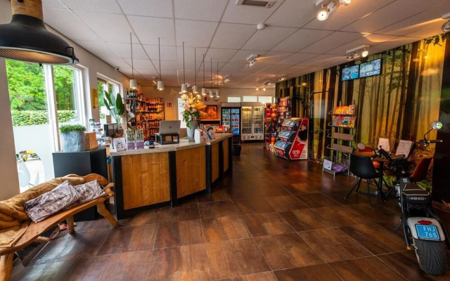 Luxury Villa in Arnhem With Parking