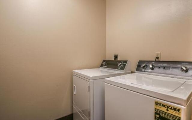 Arapahoe Lodge by SummitCove Vacation Lodging