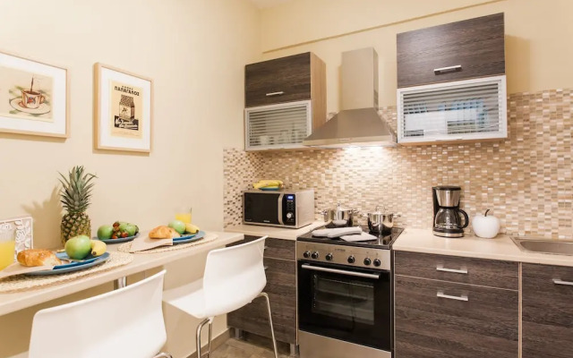 Big Central Metro Station Apartment 2