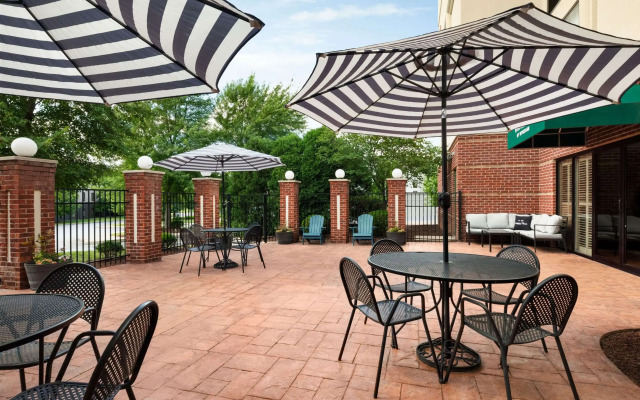Wingate by Wyndham Louisville East