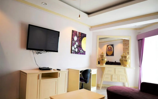 Jomtien Beach Condo 4th Floor Modern Apartment