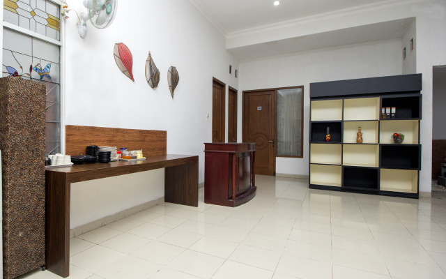 Super OYO Collection O 1061 Aliya Homestay