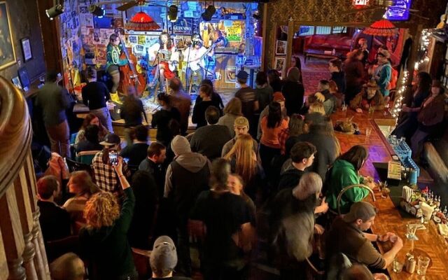 Alaskan Hotel and Bar