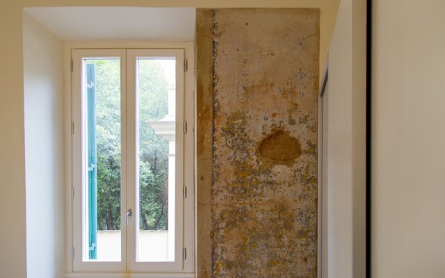 EE Florence Luxury Apartments