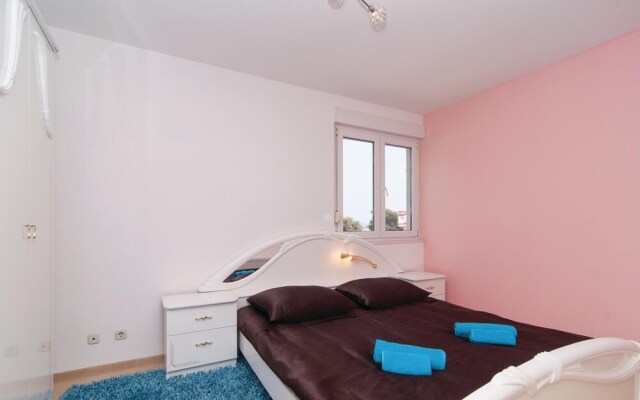 Nice Home in Split With Wifi and 3 Bedrooms