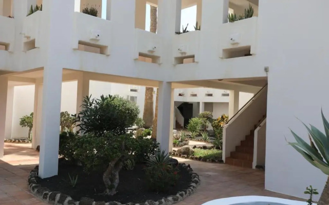Casa Linda 2 bed apartment in Costa Teguise