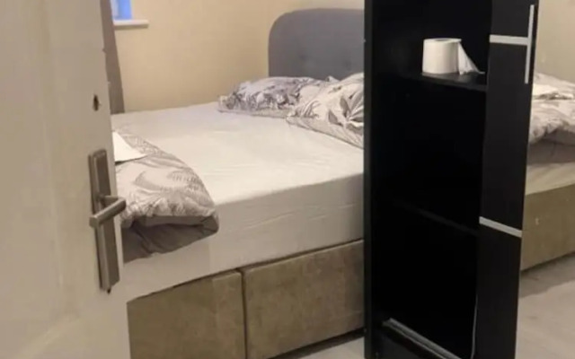 Komegloba Mega room
