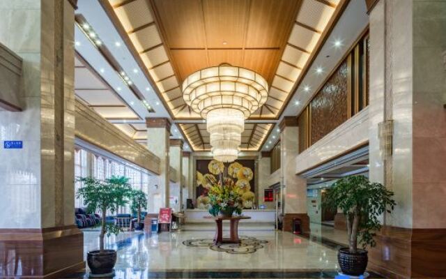 Yunqi Hotel