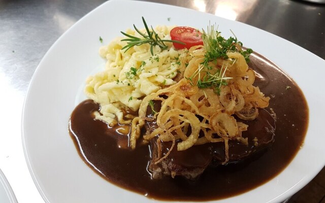 Hotel-Gasthof Schwarzer Adler