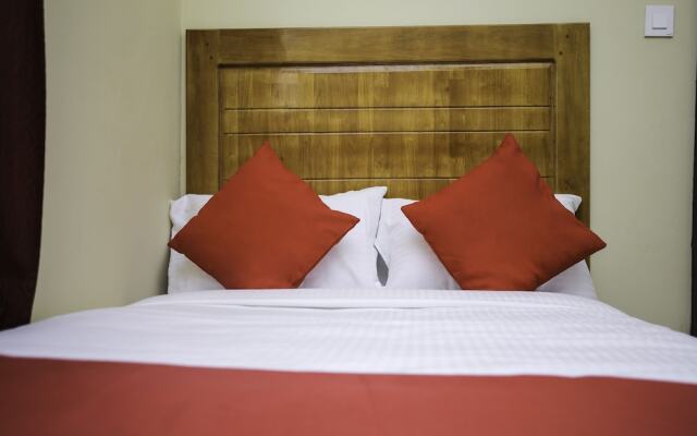 OYO 26607 Sri Subbiah Inn