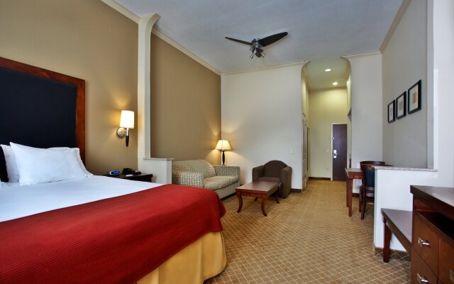 Holiday Inn Express & Suites Deer Park by IHG