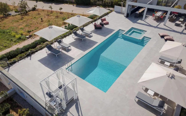 Ema's Guest House