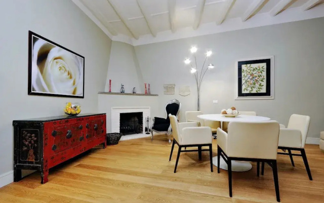 Farnese Charme - My Extra Home