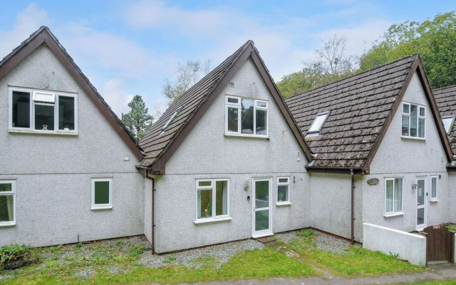 Valley Lodge 23