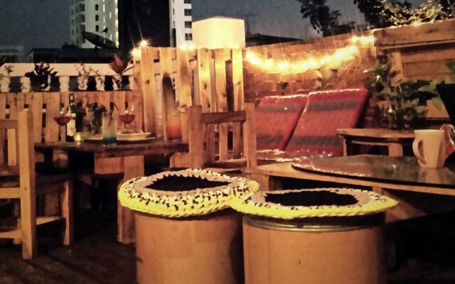 Хостел Thonglo 7